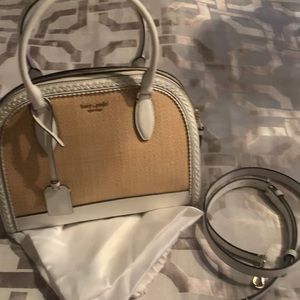 Kate Spade satchel crossbody excellent condition